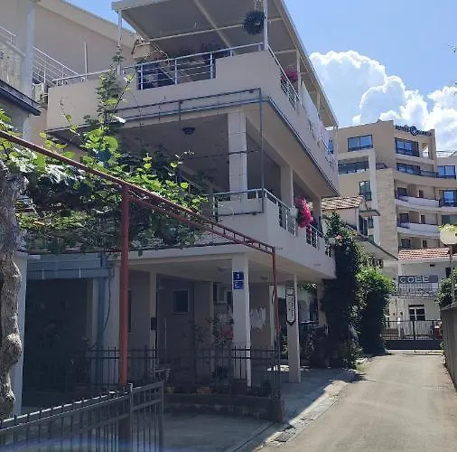 Apartments Familia