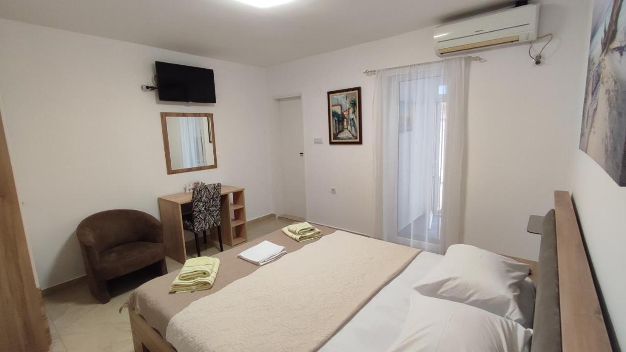 Familia Apartment Budva