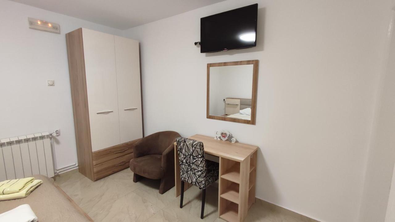 Familia Apartment *