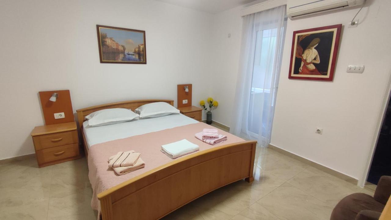 Familia Apartment Budva