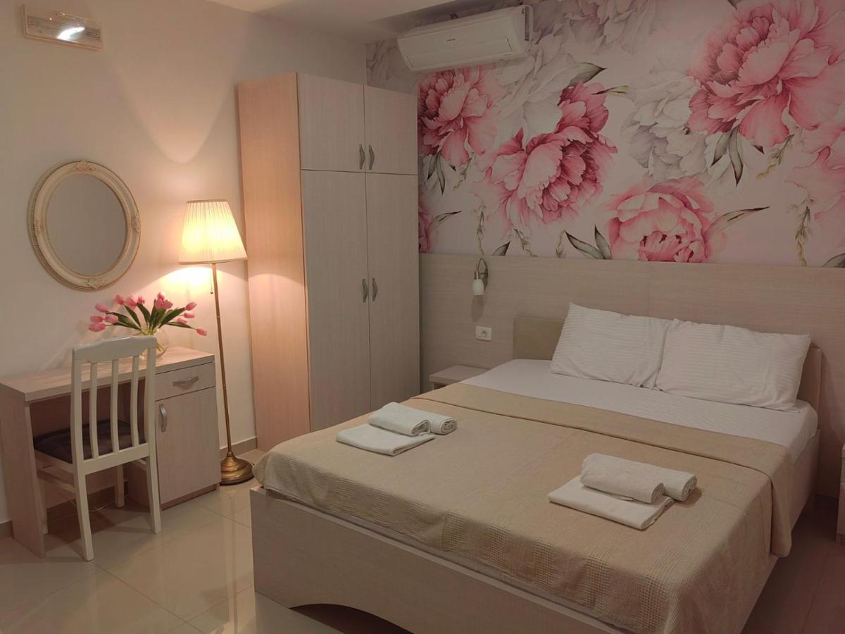 Familia Apartment Budva