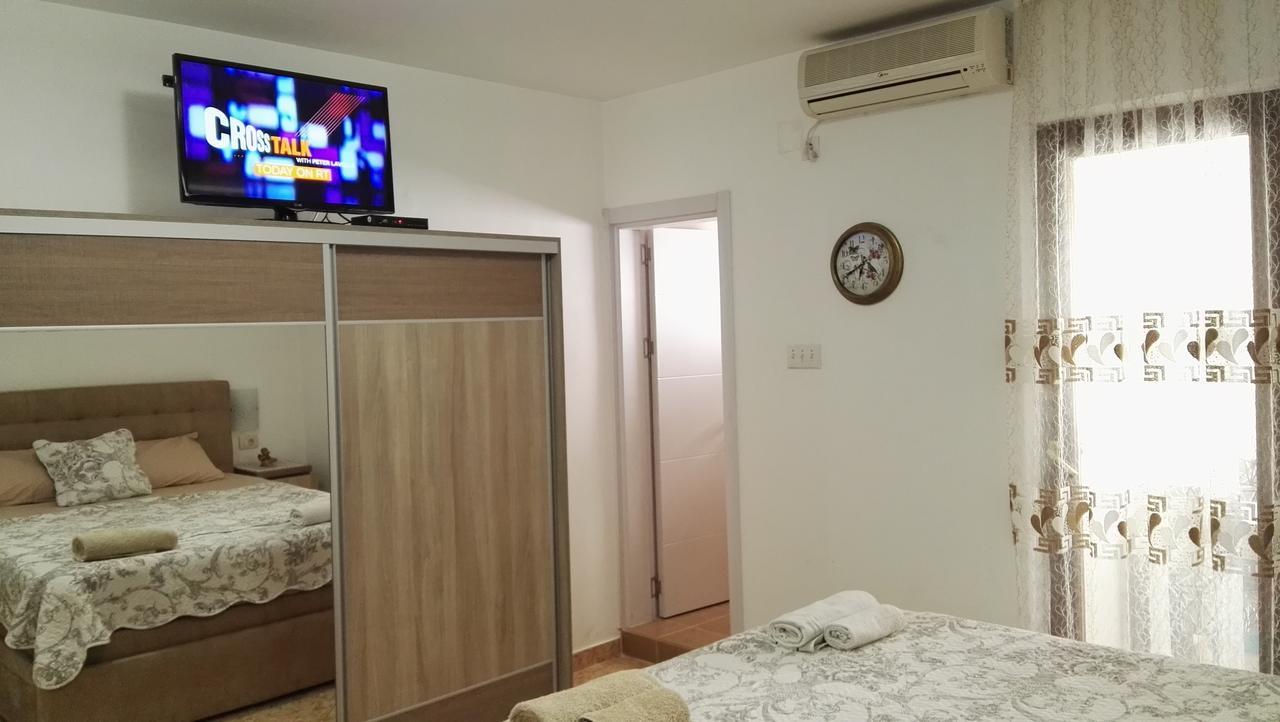 Familia Apartment Budva