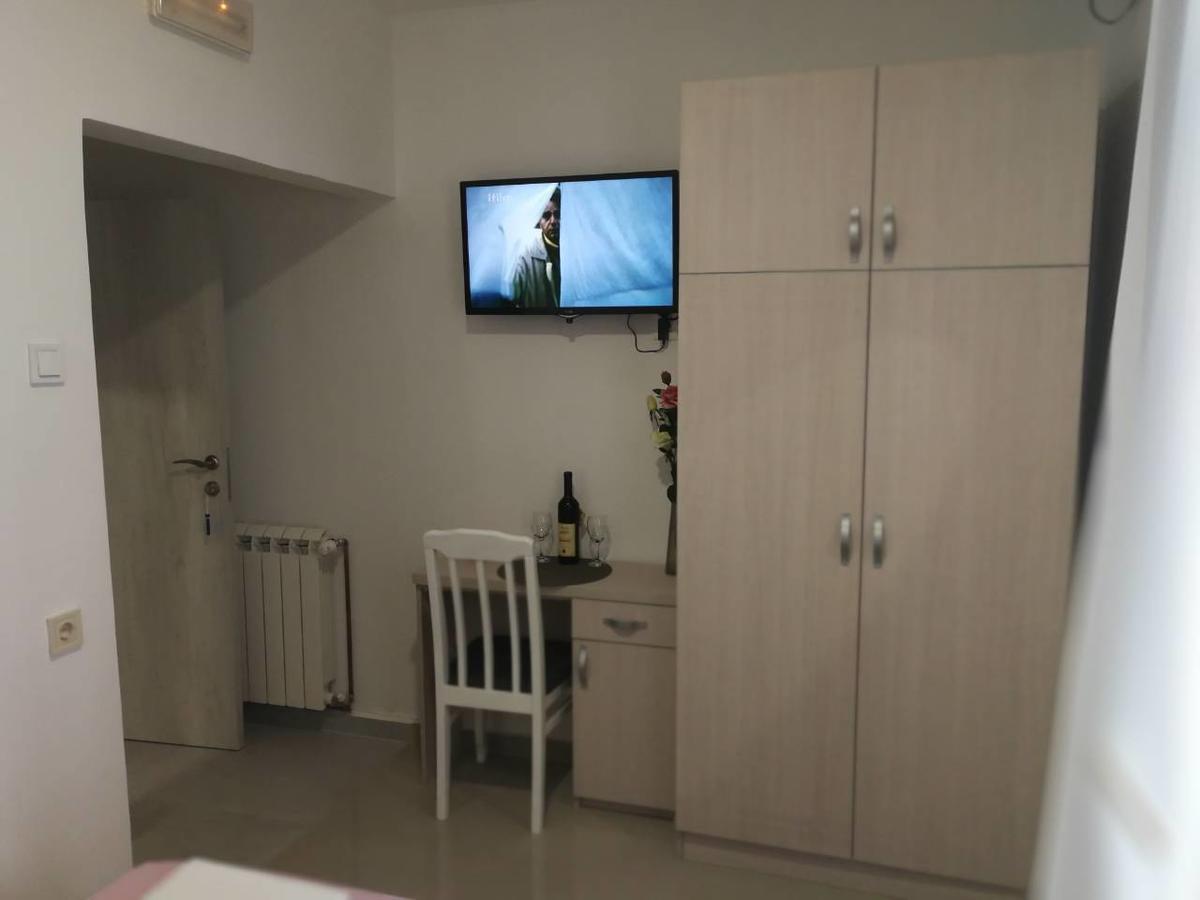 Familia Apartment *